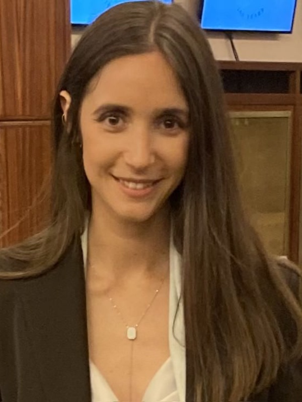Dr Mariana Perez Duque
