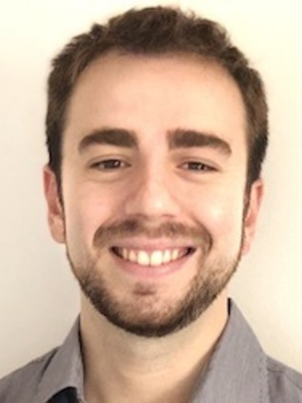 Dr Alexandre Almeida