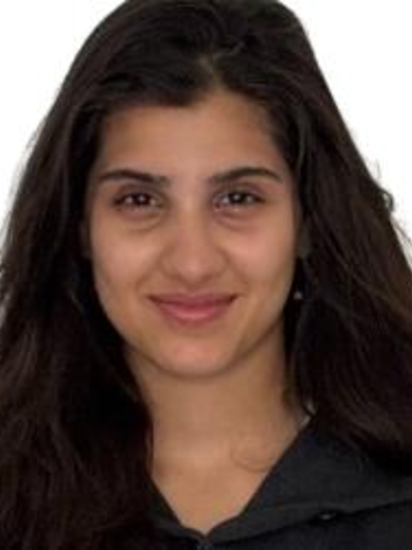  Anchita Puri