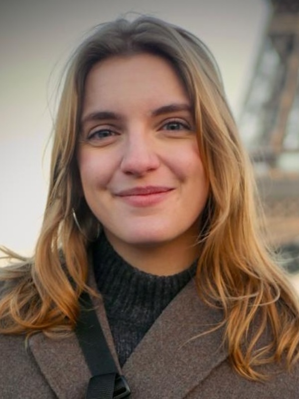 Dr Emilie  Finch