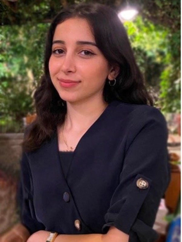  Paniz  Hosseini