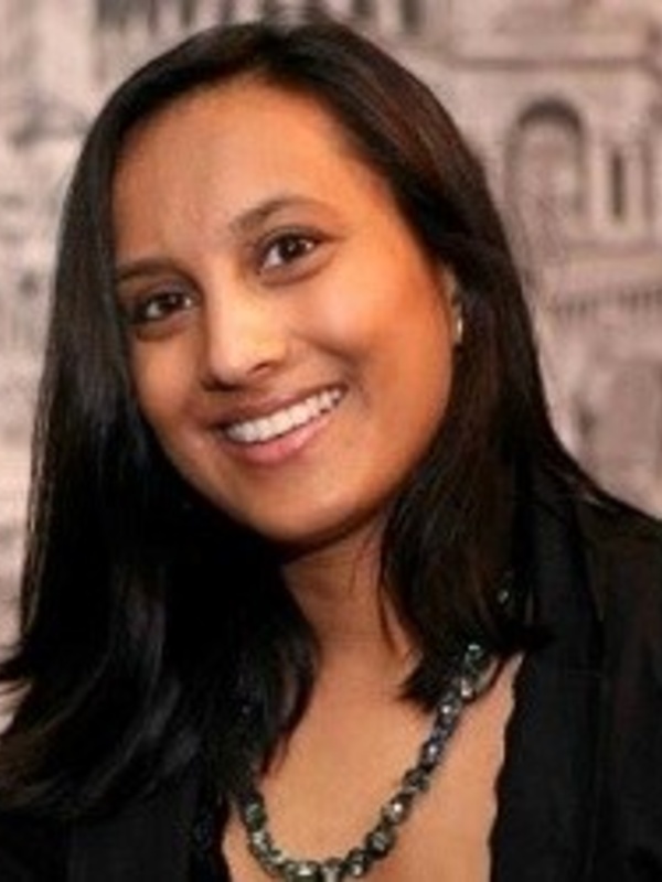 Dr Anita  Chandra