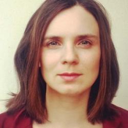 Dr Charlotte   Houldcroft
