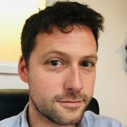 Dr Andrew  Blagborough