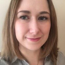 Dr Zoe  Dyson